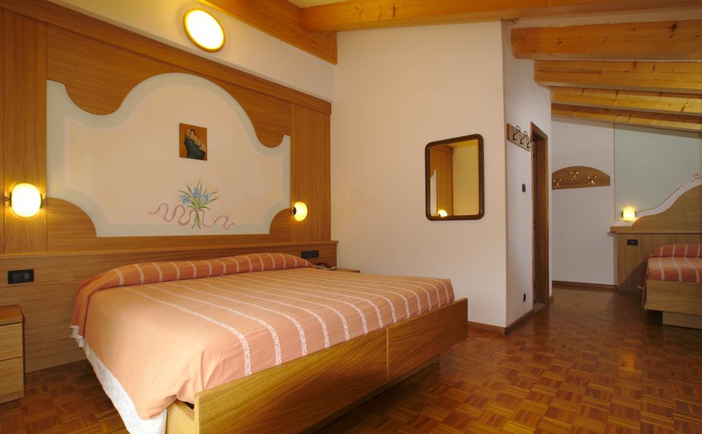 Charme Hotel Nevada Molveno Esterno foto